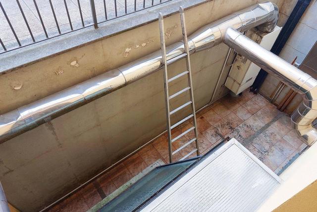 #21948 Ufficio con cantina in edificio ristrutturato in vendita - foto 2