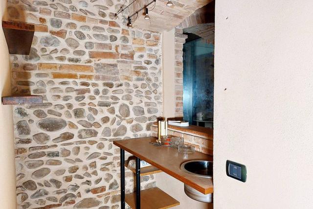 Studi privati in vendita