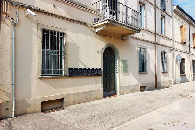 #21948 Ufficio con cantina in edificio ristrutturato in vendita - foto 11