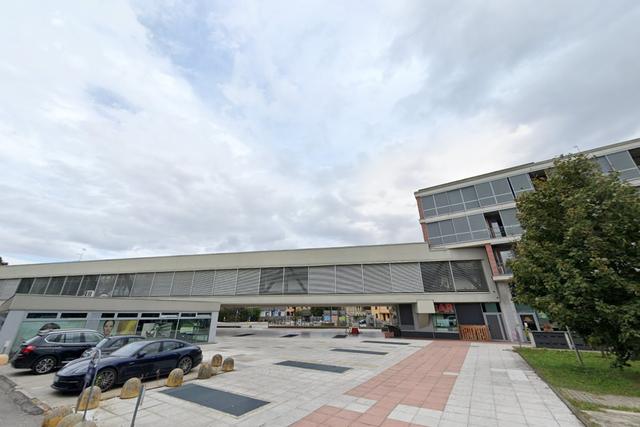 #2536683 Uffici con autorimesse in zona semicentrale in vendita - foto 3