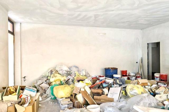 #2536118 Negozio (sub 249) in edificio polifunzionale in vendita - foto 3