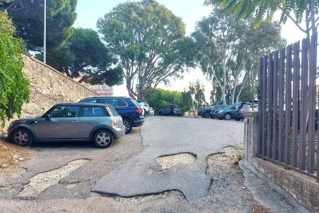 Posti auto in vendita