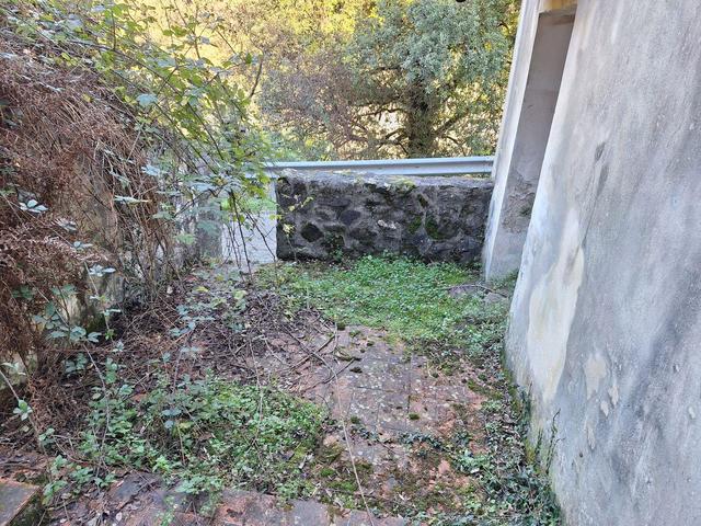 Magazzini in vendita
