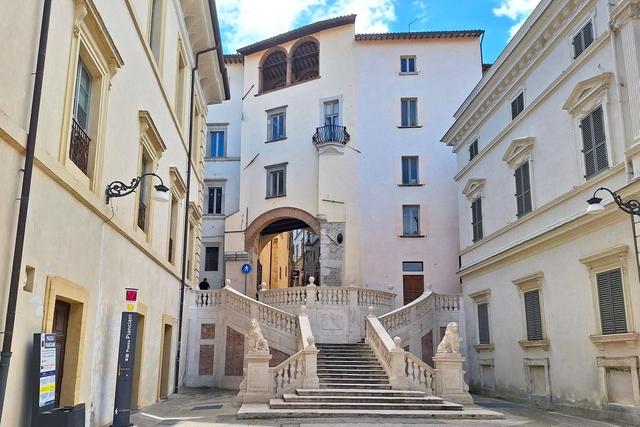 Grandi dimensioni in vendita