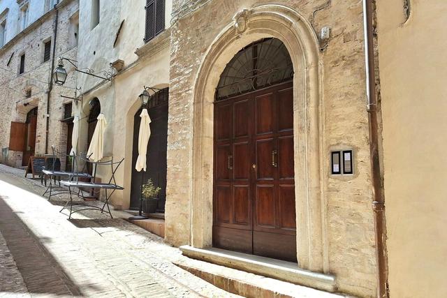 Grandi dimensioni in vendita