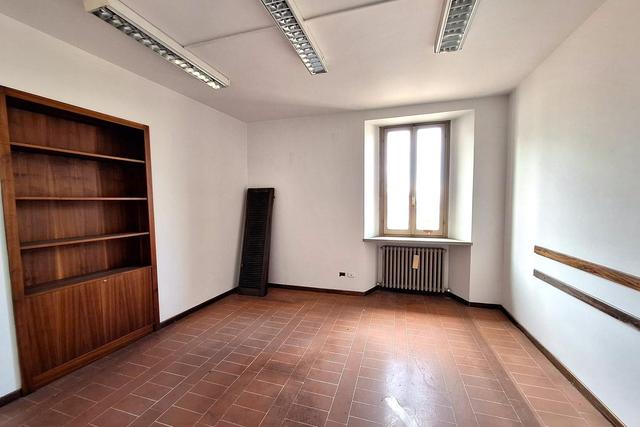 Grandi dimensioni in vendita