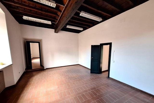 #23502 Uffici e alloggio in edificio storico ristrutturato in vendita - foto 14