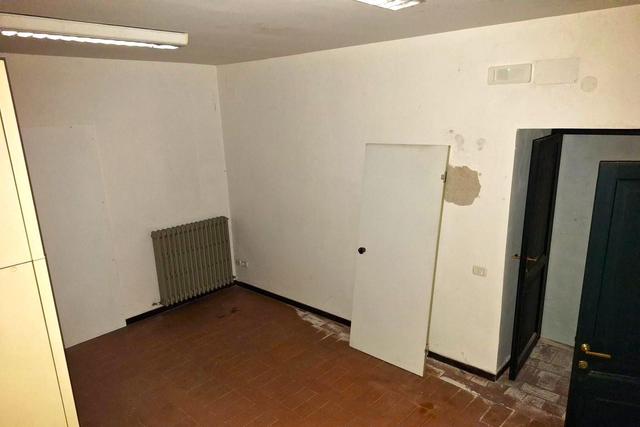 #23502 Uffici e alloggio in edificio storico ristrutturato in vendita - foto 5