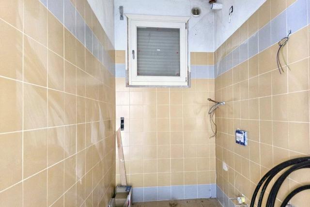 #2536116 Negozio (sub 207) in edificio polifunzionale in vendita - foto 4