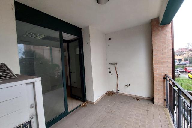 #25772 Uffici al primo piano con posti auto coperti in vendita - foto 17