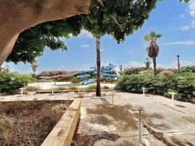 Villaggi turistici in vendita