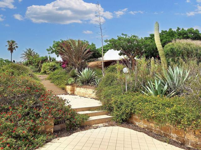 Villaggi turistici in vendita