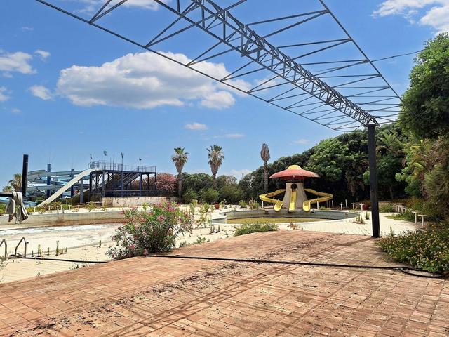 Villaggi turistici in vendita