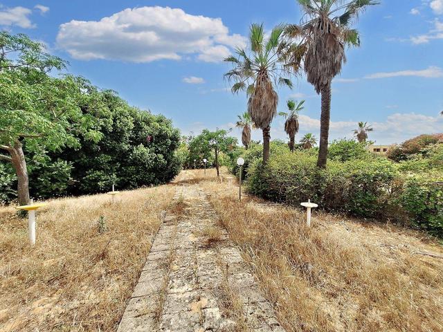Villaggi turistici in vendita