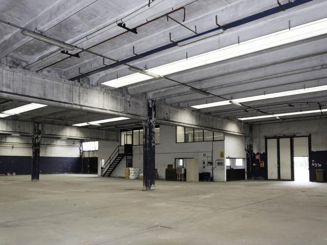 Stabilimenti produttivi in vendita