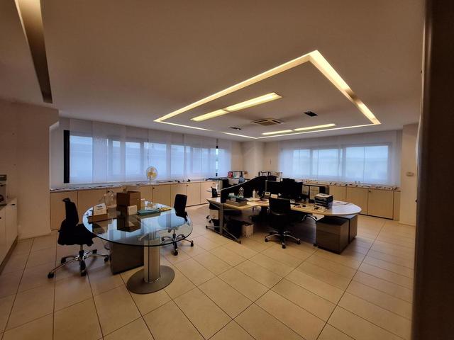 #23917 Locale direzionale A REDDITO in vendita - foto 4