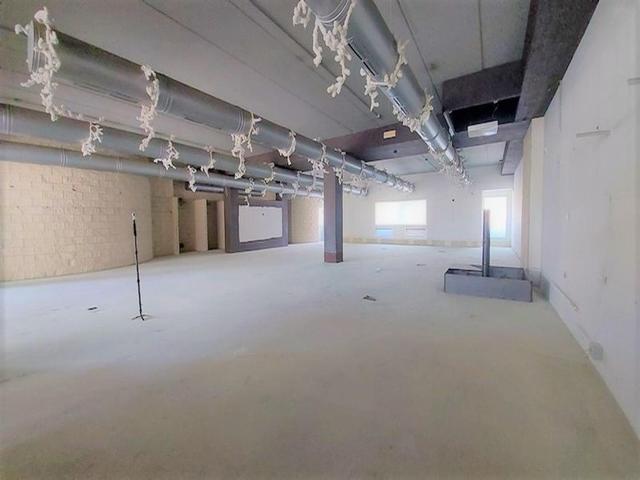 #14741 Locale commerciale con servizi in vendita - foto 12