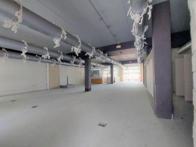 #14741 Locale commerciale con servizi in vendita - foto 14