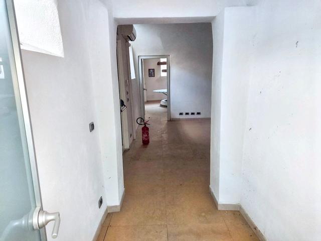 #2525010 Ufficio con posti auto all'interno del Palazzo Imperiale Bertani in vendita - foto 7