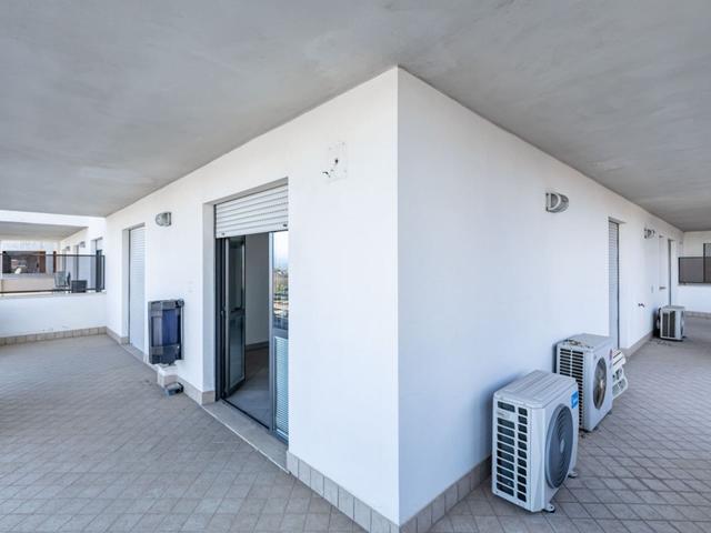 #2537410 Ampio ufficio con posti auto e cantina in vendita - foto 11