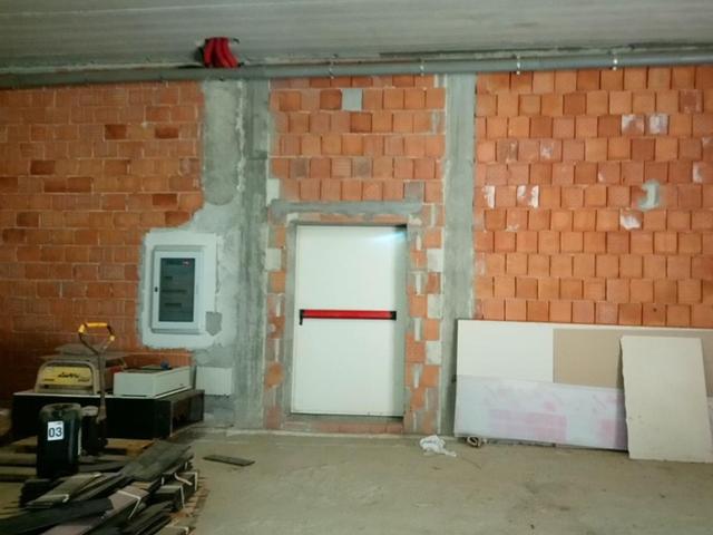 Stabilimenti produttivi in vendita