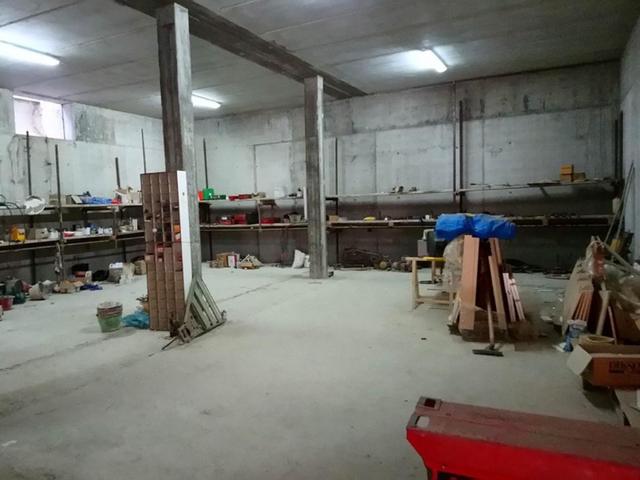 Stabilimenti produttivi in vendita