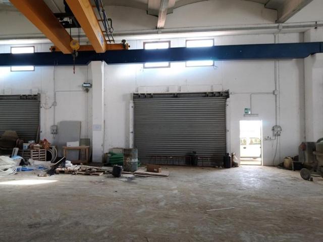 Stabilimenti produttivi in vendita