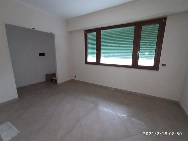 Grandi dimensioni in vendita