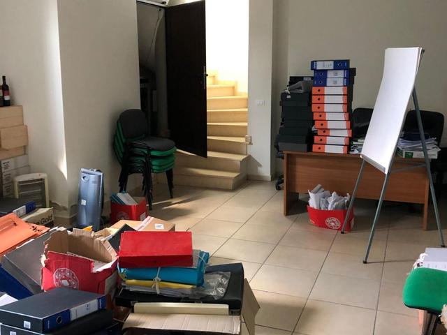 Grandi dimensioni in vendita