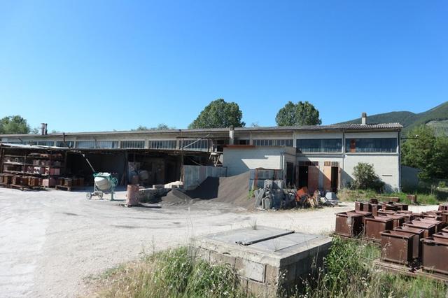 #18116 Complesso industriale con area cortiliva in vendita - foto 19