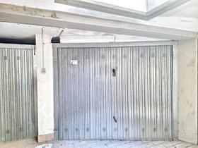Garage in vendita
