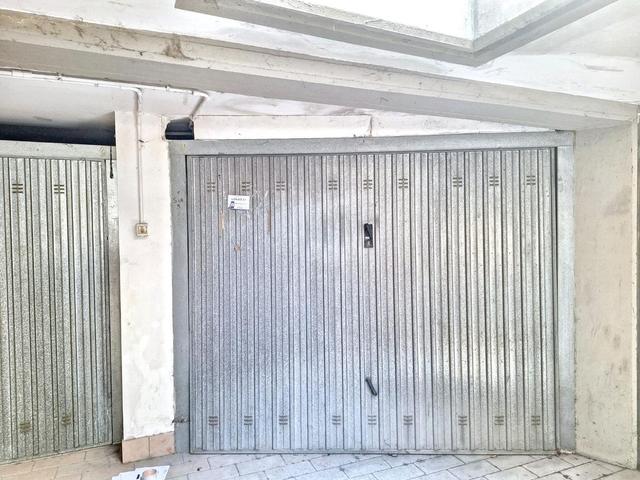 Garage in vendita