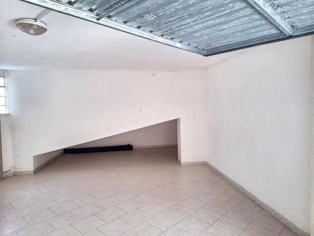Garage in vendita