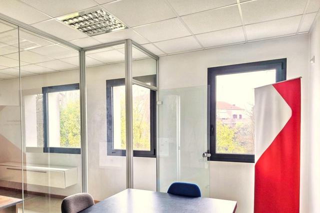#25367 Vano ufficio al piano primo (sub 34) e servizi in vendita - foto 9