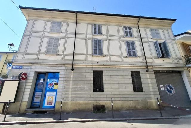 Palazzi in vendita