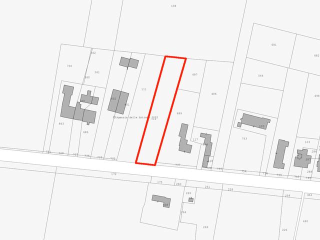 #2518011 Terreno in parte edificabile di 1.676 mq in vendita - foto 2