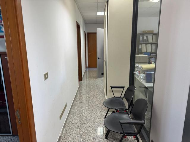 #2638457 Bari Ufficio Via Don Guanella 15/G con posto auto in vendita - foto 11