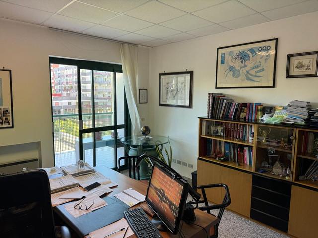 Grandi dimensioni in vendita