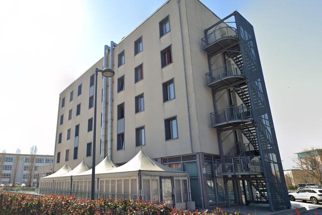 #2536848 Albergo 4 stelle con centro congressi in vendita - foto 9