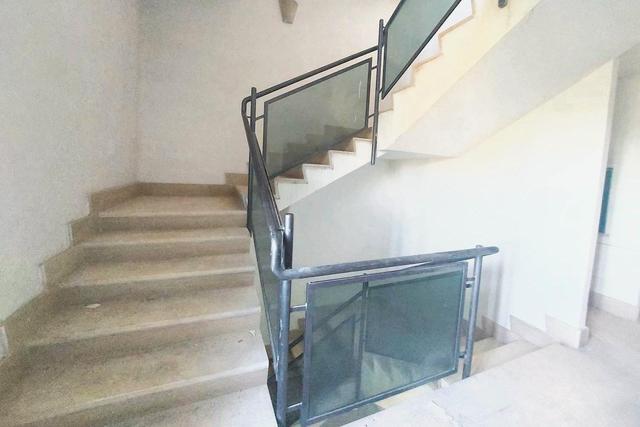 #24070 Hotel 4 stelle da ristrutturare con arredamenti in vendita - foto 20