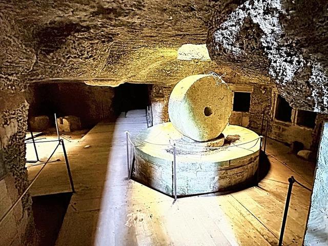 #23653 Frantoio ipogeo con terreno di circa 1275 mq in vendita - foto 1