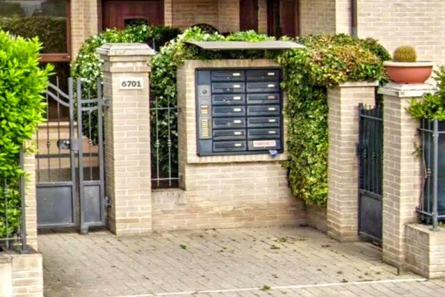 Garage in vendita