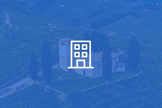 Garage in vendita