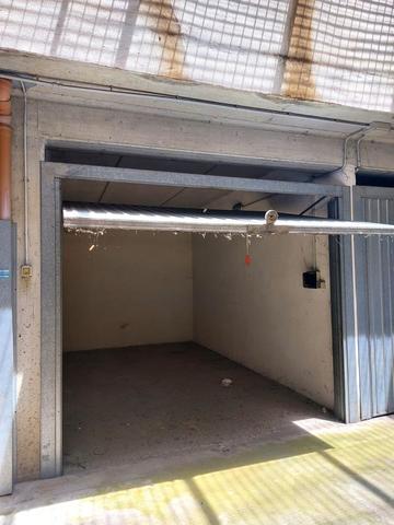 Garage in vendita