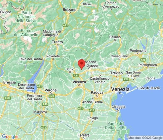 Magazzini in vendita