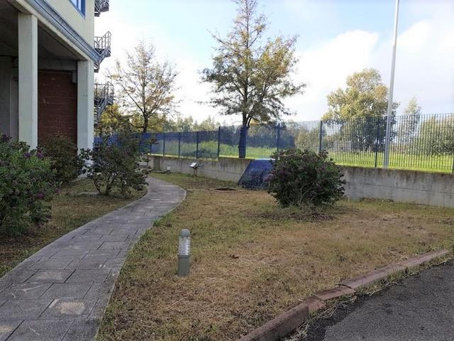 Negozi in vendita