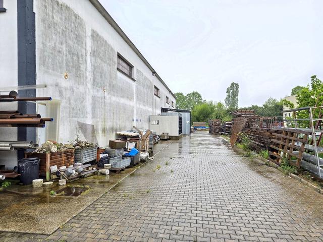 #2518010 Capannone con area scoperta pertinenziale in vendita - foto 4