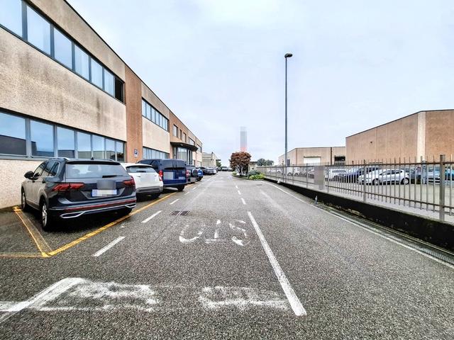 Stabilimenti produttivi in vendita