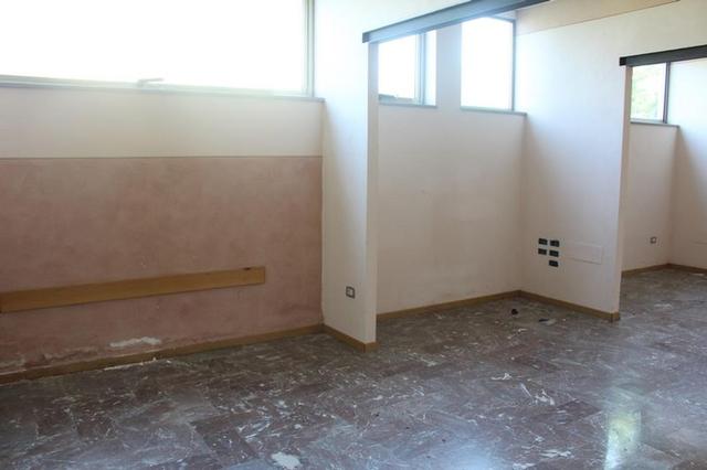 #24437 Negozio con parcheggio in vendita - foto 15