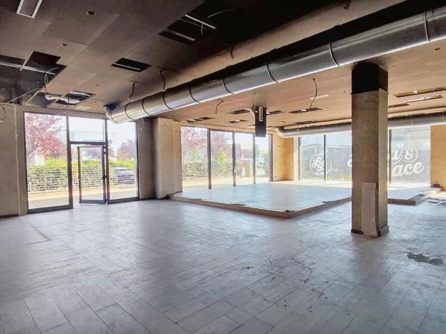 #23651 Locale commerciale con area esterna in vendita - foto 4